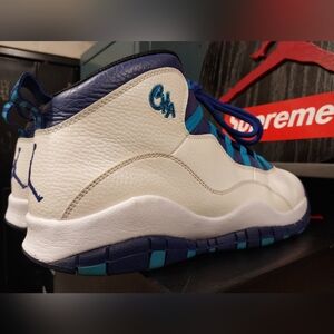 Retro Jordan 10 Charlotte Hornets Size 10.5